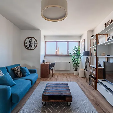 Panorama Cathedrale - Appt Lumineux Avec Parking Prive Apartment Strasbourg Exterior photo