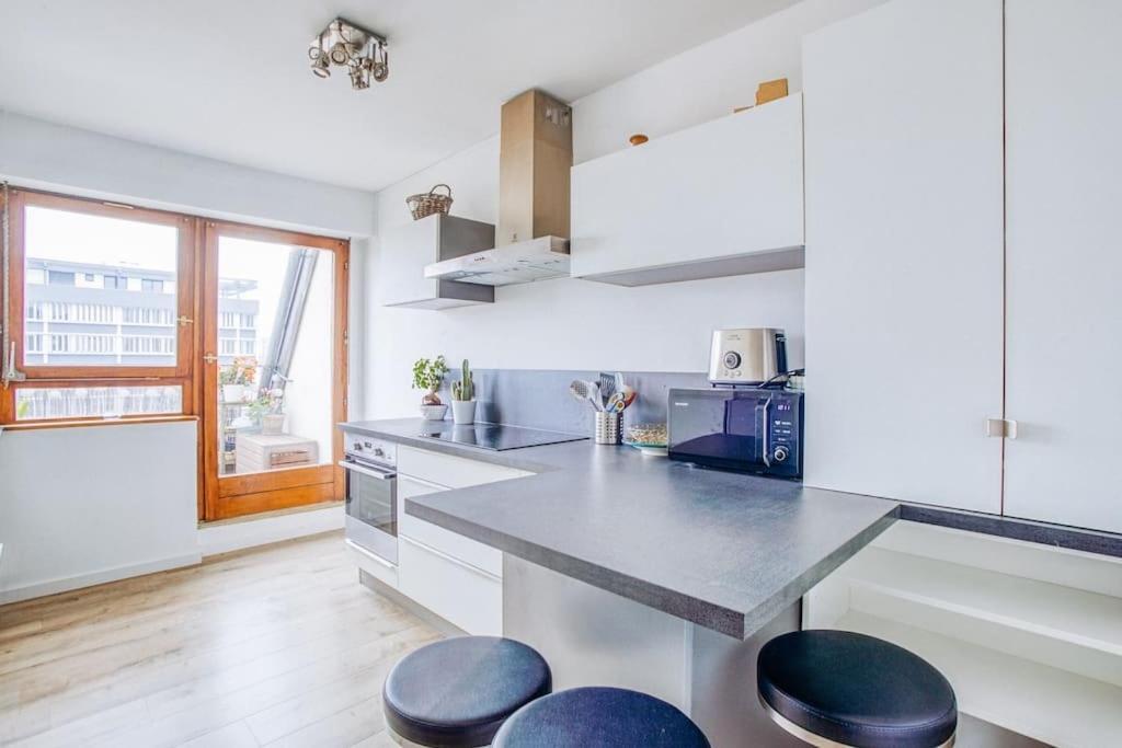 Panorama Cathedrale - Appt Lumineux Avec Parking Prive Appartement